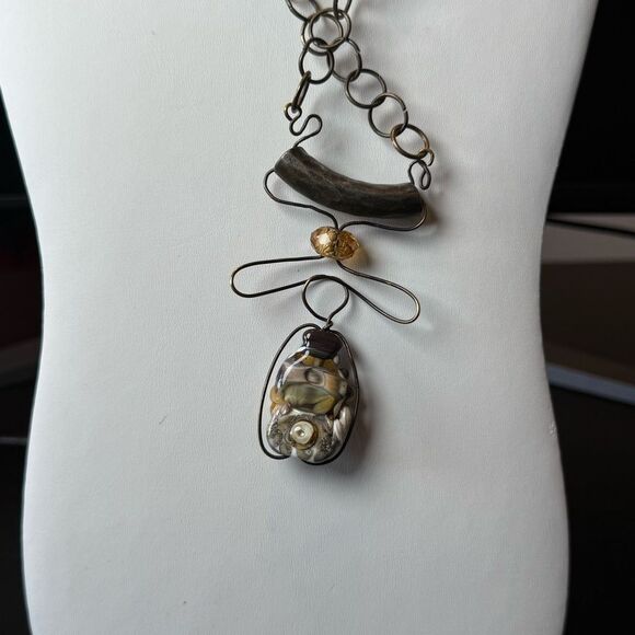 Vintage Handmade Unique Gold Wire and Stone Pendant Necklace - Picture 4 of 8